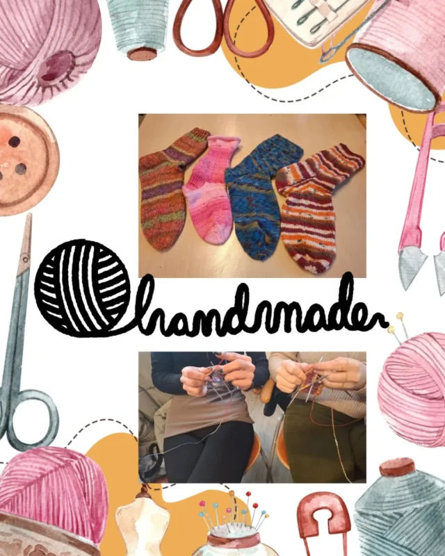 Mehrere Teilnehmer am Bruchhof sind dem Strick-Fieber verfallen 🧶
Die neuesten Socken Kreationen sind bei uns zu bestaunen und besonders für die kalten Tage zu erwerben🧦🥶

#handmade #stricken #strickenmachtglücklich #strickenmachtsüchtig #sockenstrickengehtimmer