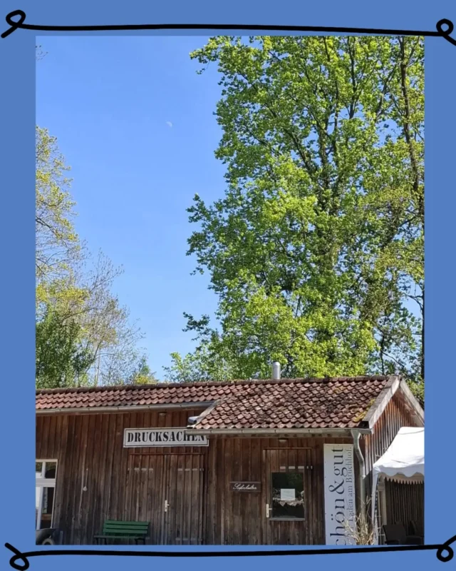 Dieses schöne Foto vom Mond wollten wir euch nicht vorenthalten. 
Es wurde uns von einer Teilnehmerin zur Verfügung gestellt.

#mond #schönertag #sonnenschein