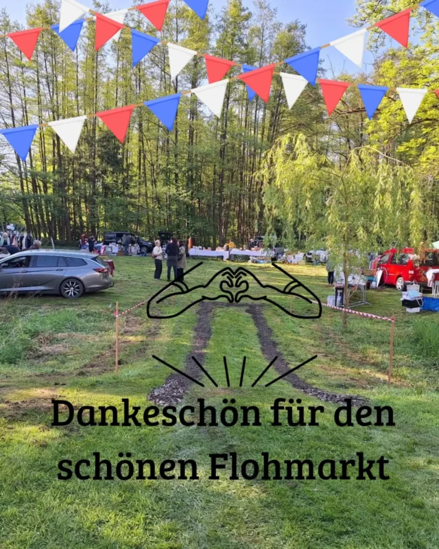 Was für ein toller Flohmarkt am letzten Samstag. 
Viele nette Leute, viel zu Feilschen, viel Bratwurst und Kuchen. 
Wir möchten uns für den super Tag bei allen Gästen,  Verkäufer,  Mitarbeitern,  der freien Schule Schaumburg und der Band @musikprojektnebenan, die für musikalische Unterhaltung sorgte, ganz herzlich bedanken. 

#flohmarkt #sonnegenießen☀️ #frühlingsevent
